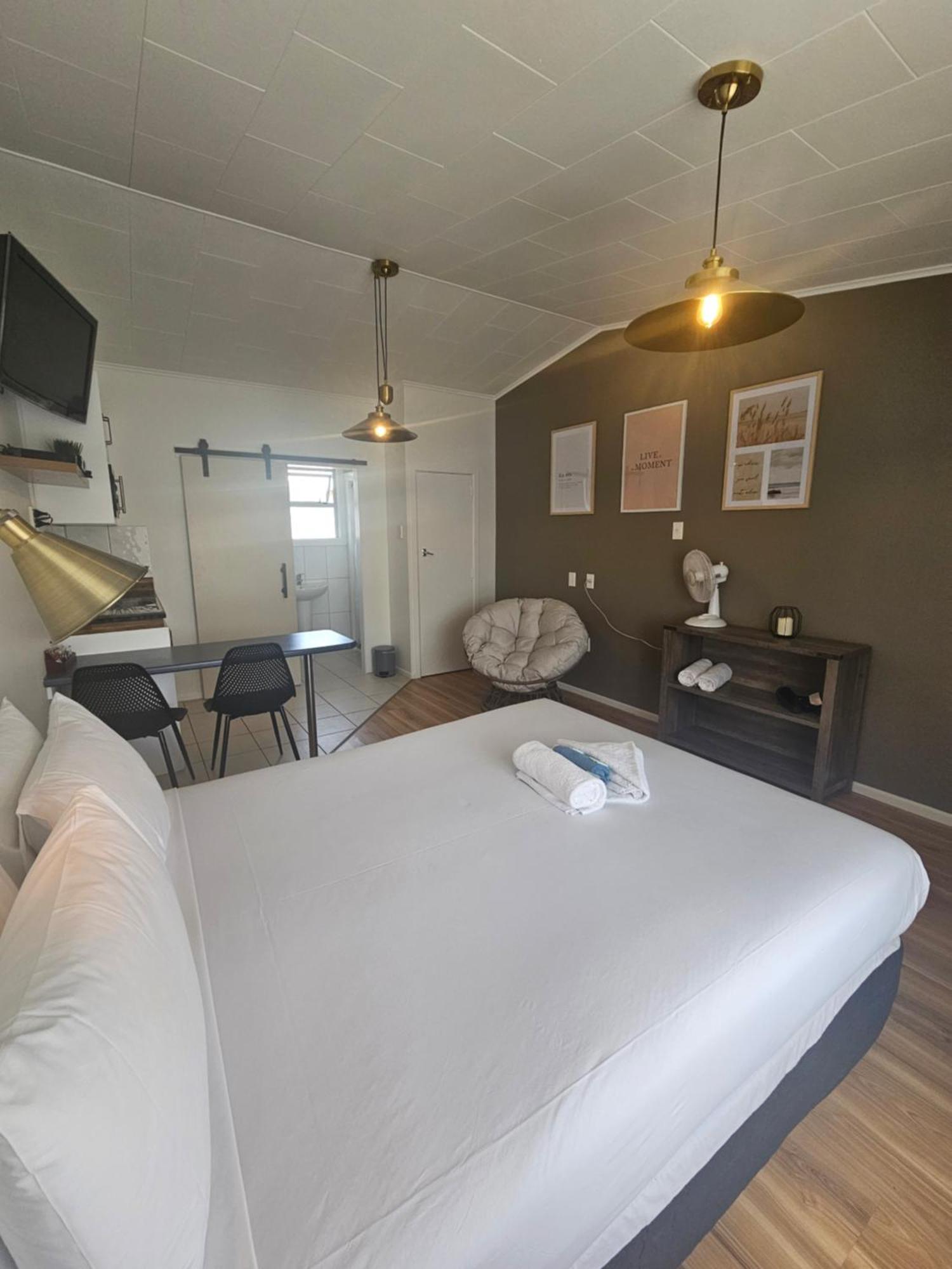 Frimley Lodge Motel Hastings Esterno foto