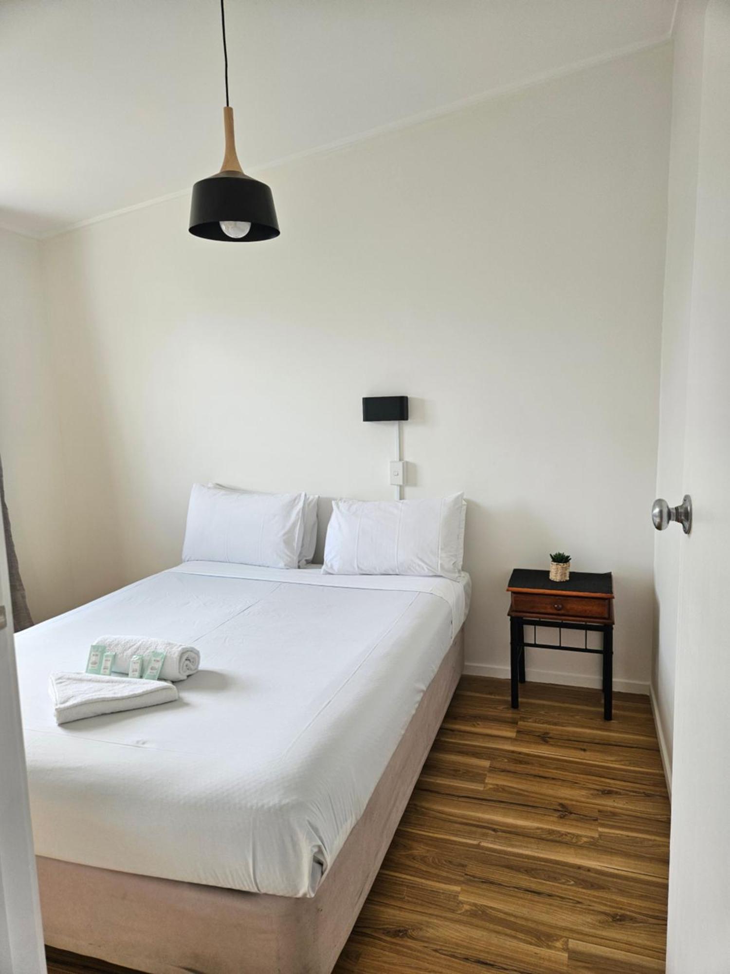 Frimley Lodge Motel Hastings Esterno foto