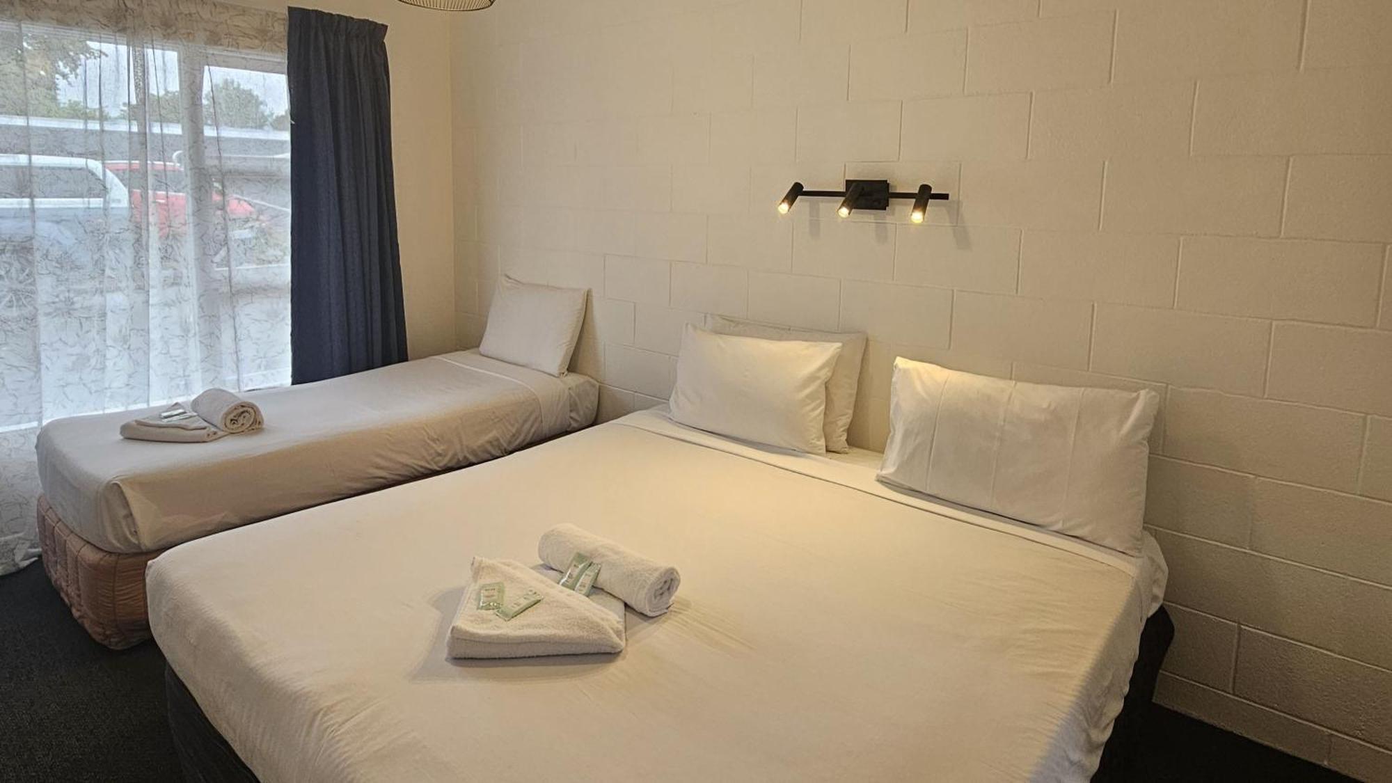 Frimley Lodge Motel Hastings Esterno foto