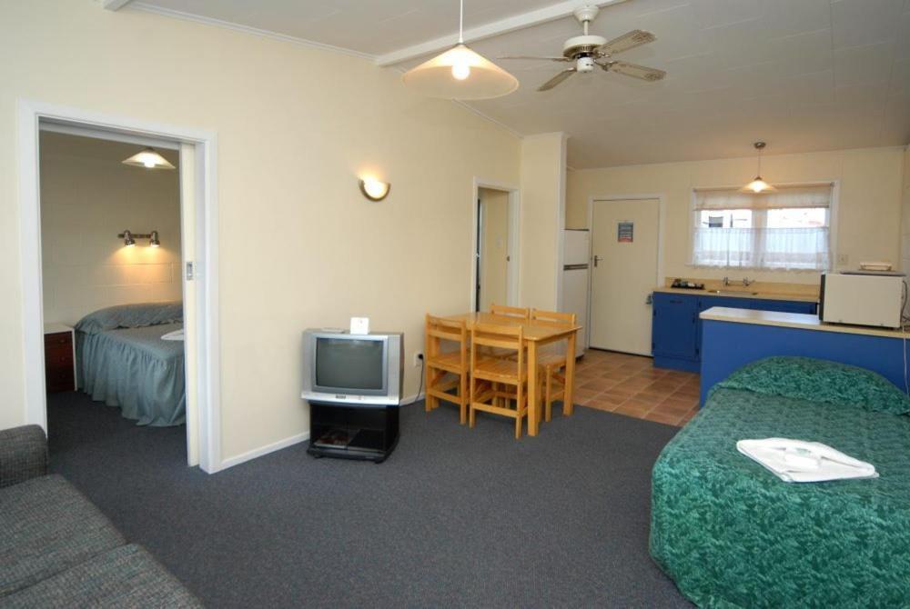 Frimley Lodge Motel Hastings Esterno foto